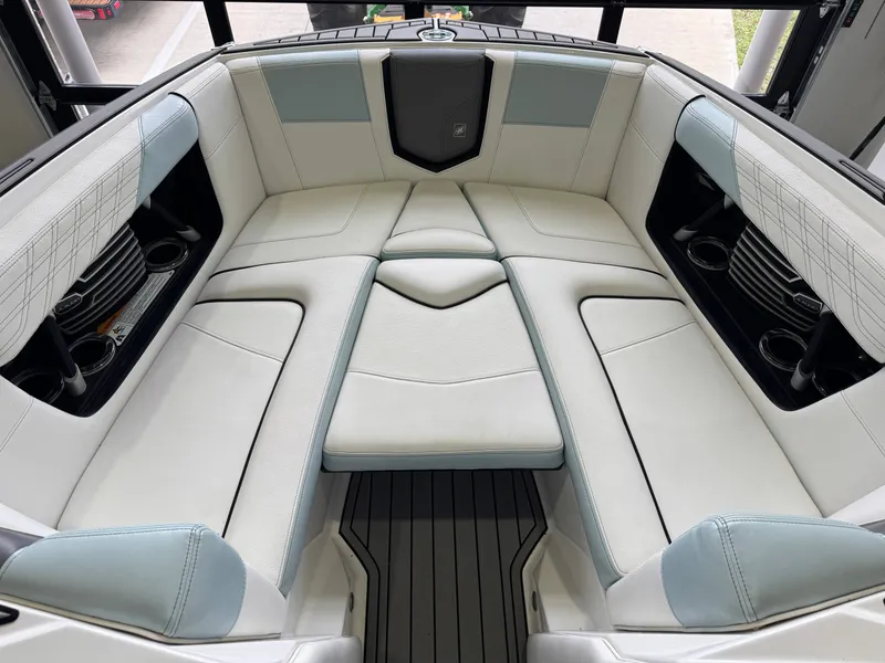 Slide: The Image of Nautique Super Air Nautique G23 2019 - 15