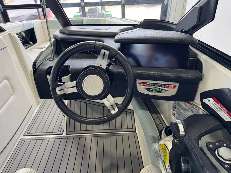 Slide: The Image of Nautique Super Air Nautique G23 2019 - 24