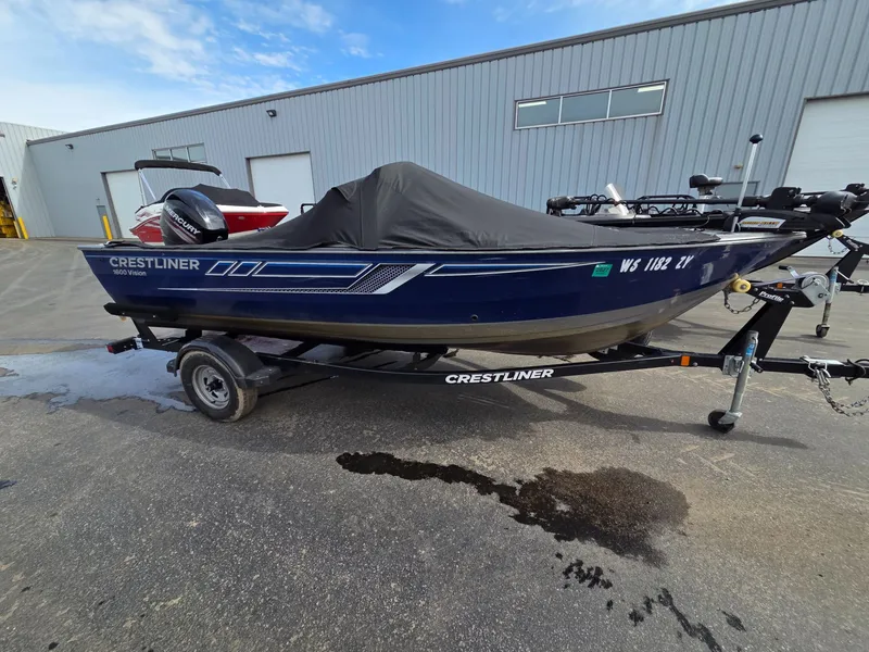 The Image of Crestliner 1600 Vision 2018 - 1