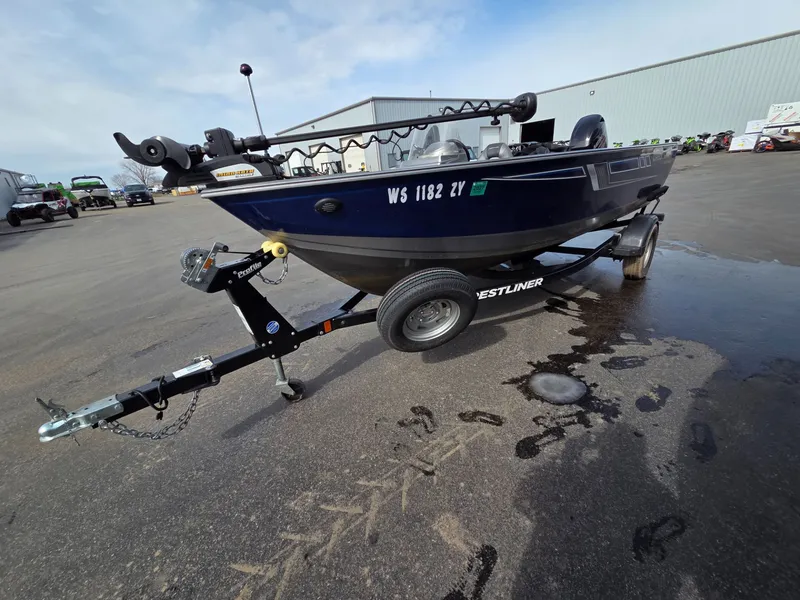 Slide: The Image of Crestliner 1600 Vision 2018 - 10