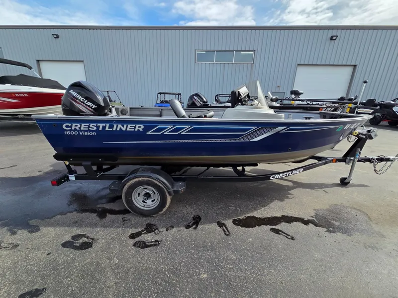 Slide: The Image of Crestliner 1600 Vision 2018 - 13