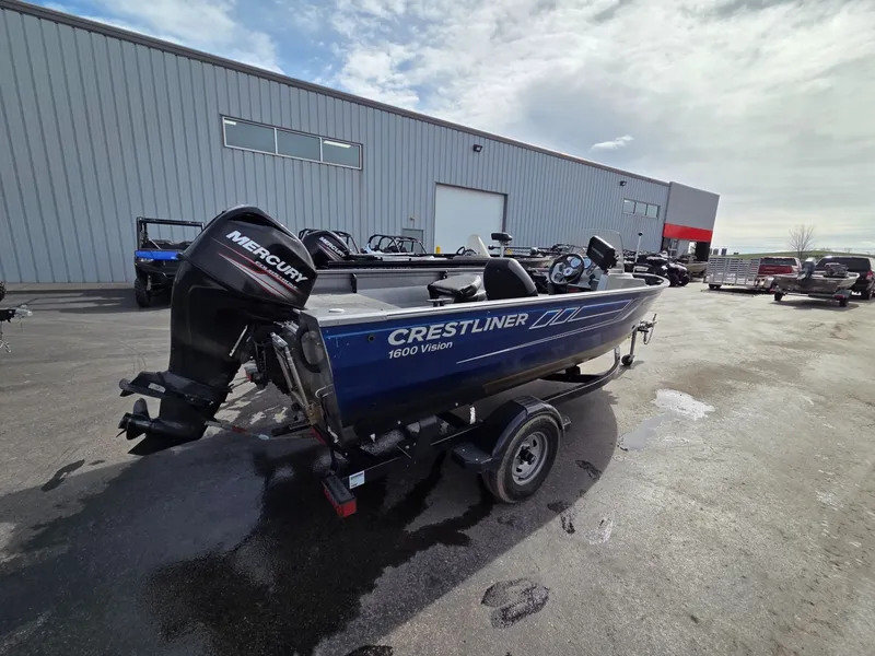 Slide: The Image of Crestliner 1600 Vision 2018 - 14