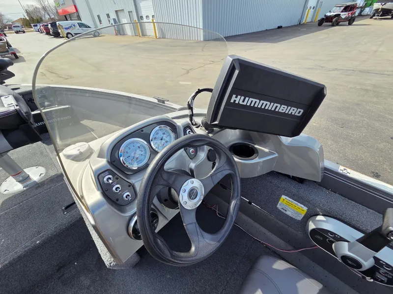 Slide: The Image of Crestliner 1600 Vision 2018 - 23