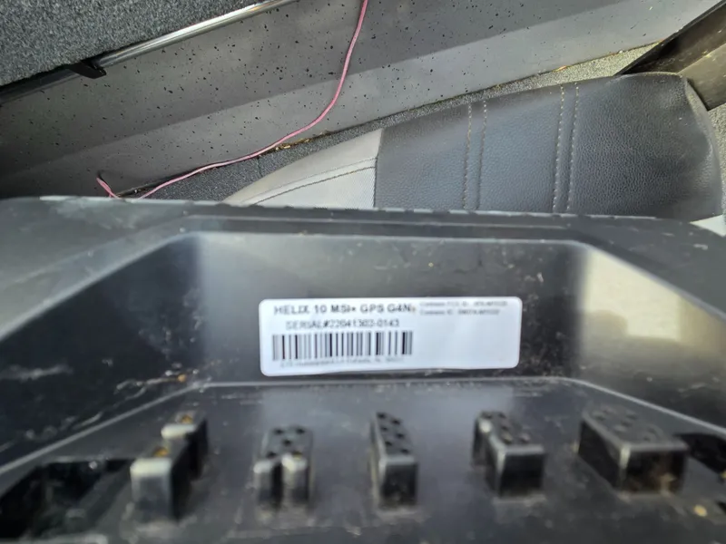 Slide: The Image of Crestliner 1600 Vision 2018 - 25