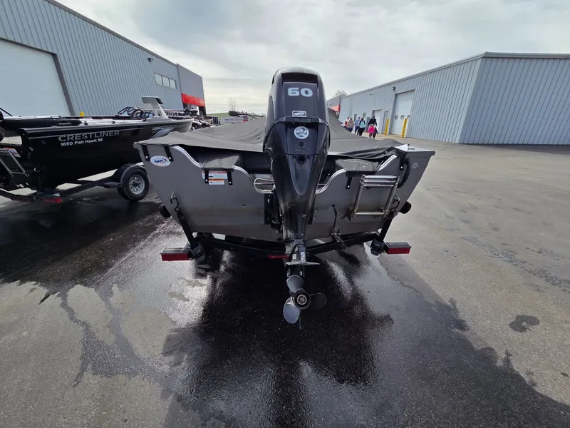 Slide: The Image of Crestliner 1600 Vision 2018 - 4