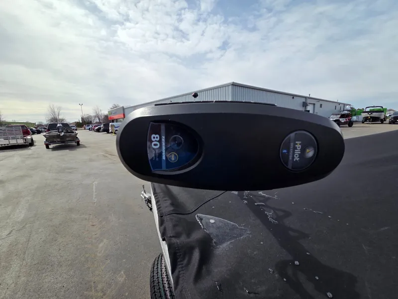 Slide: The Image of Crestliner 1600 Vision 2018 - 7