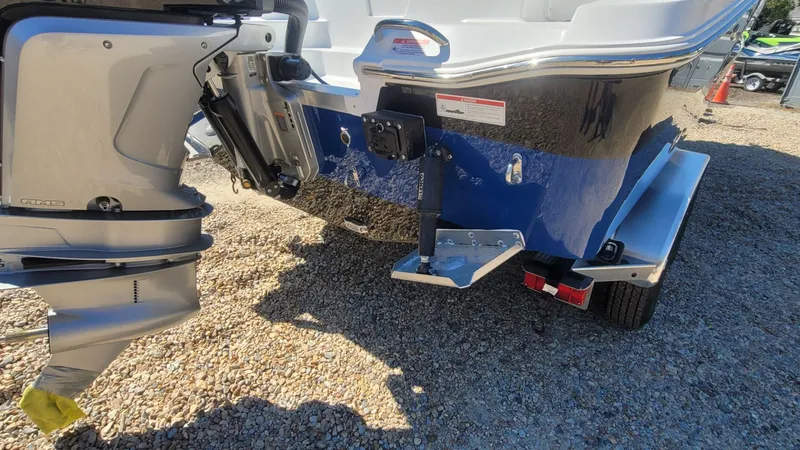 Slide: The Image of Wellcraft 223 Fisherman 2026 - 27