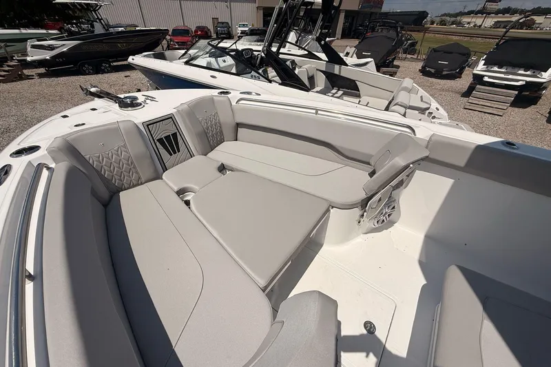 Slide: The Image of 2026 Wellcraft 243 Fisherman boat interior with spacious seating and modern design. - 35