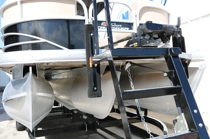 Slide: The Image of 2019 Sun Tracker SportFish 22 XP3 pontoon boat with trailer and motor. - 14