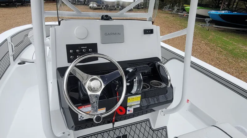 Slide: The Image of Wellcraft 202 Fisherman 2026 - 8