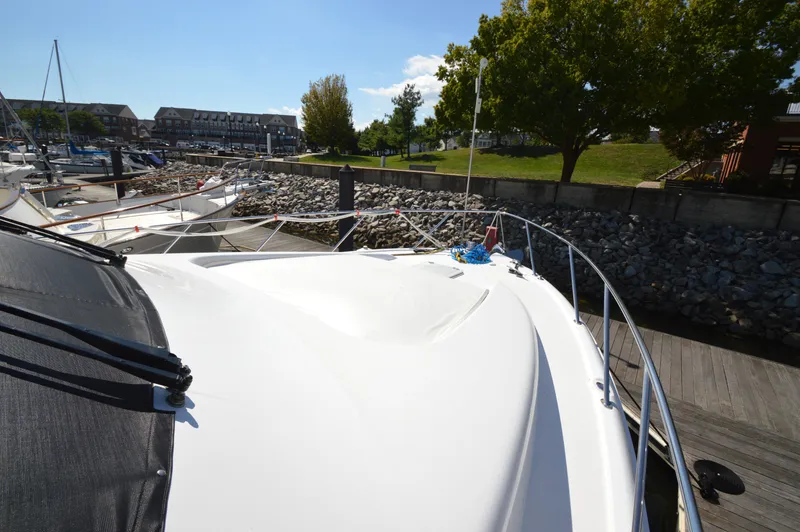 Slide: The Image of Hatteras 64 Motor Yacht 2006 - 72