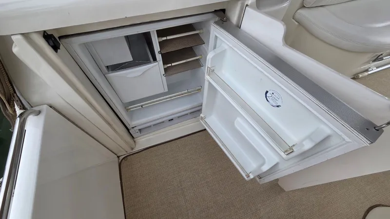 Slide: The Image of Refrigerator in 2000 Cruisers Yachts 4450 Express Motoryacht. - 15