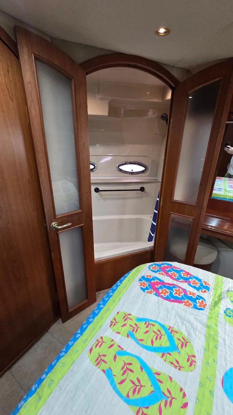 Slide: The Image of Cruisers 4450 Express Motoryacht 2000 - 59