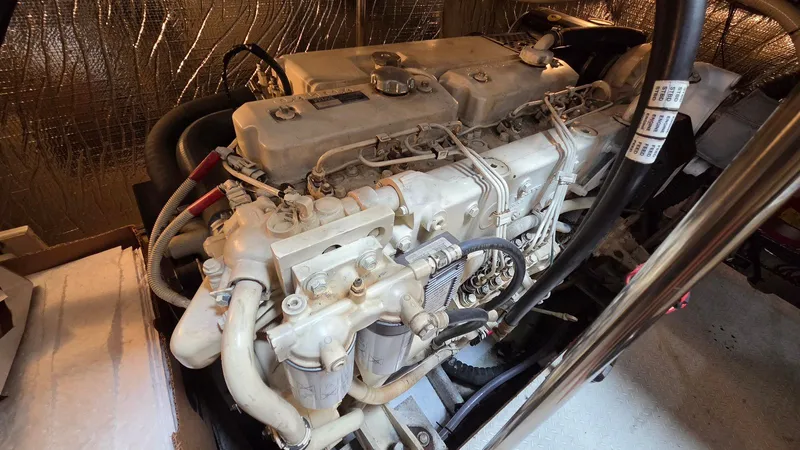 Slide: The Image of Cruisers 4450 Express Motoryacht 2000 - 66