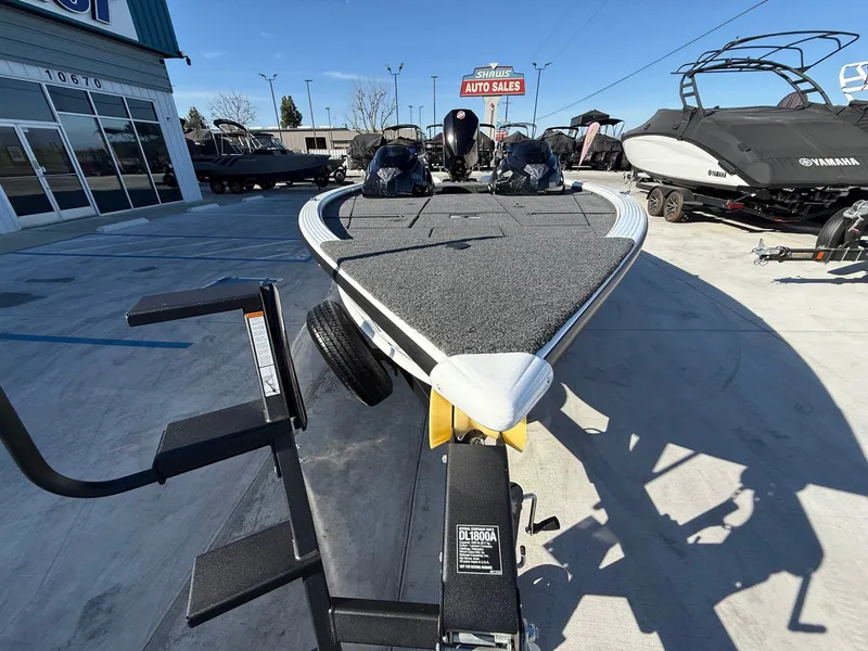 Slide: The Image of Lund Pro-V 1875 Bass w/ 200HP Mercury Pro XS! 2026 - 11