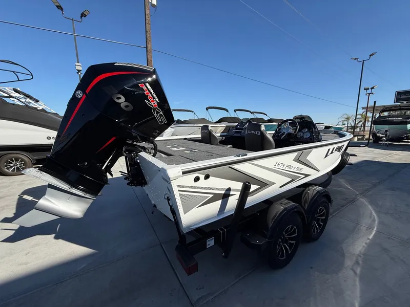 Slide: The Image of Lund Pro-V 1875 Bass w/ 200HP Mercury Pro XS! 2026 - 4