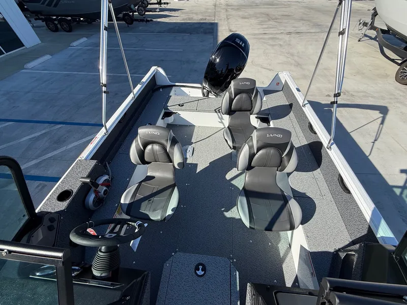 Slide: The Image of Lund Explorer 1800 Sport w/ 115HP Mercury! 2026 - 14