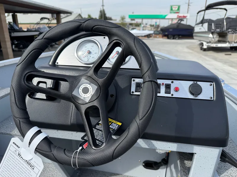 Slide: The Image of Lund 1400 Fury SS w/ 30HP Mercury 2026 - 7