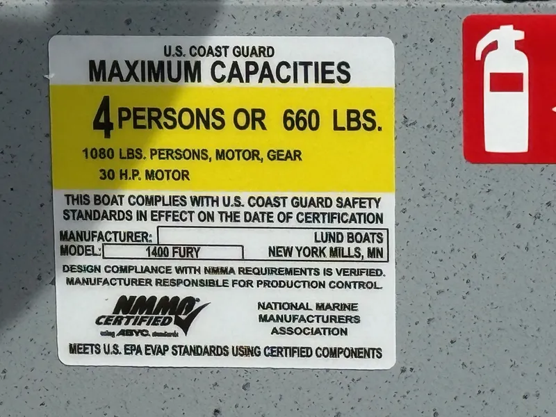 Slide: The Image of Lund 1400 Fury SS w/ 30HP Mercury 2026 - 8