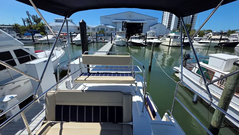 Slide: The Image of Ranger Tug 29-CB 2019 - 25