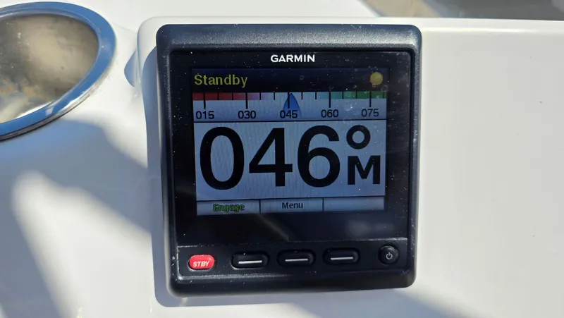 Slide: The Image of Ranger Tug 29-CB 2019 - 35