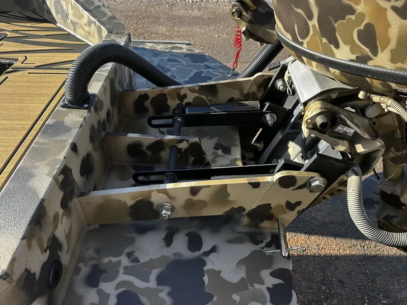 Slide: The Image of Excel Viper F4 CUSTOM SEADECK-1751-60 YAM 2026 - 3