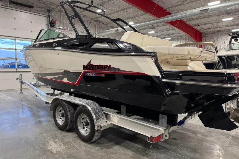 Slide: The Image of 2014 Monterey 268SS Super Sport boat on trailer in indoor storage facility. - 4