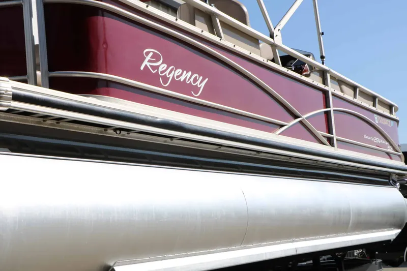Slide: The Image of Sun Tracker Regency Party Barge 254 Xp3 2014 - 7
