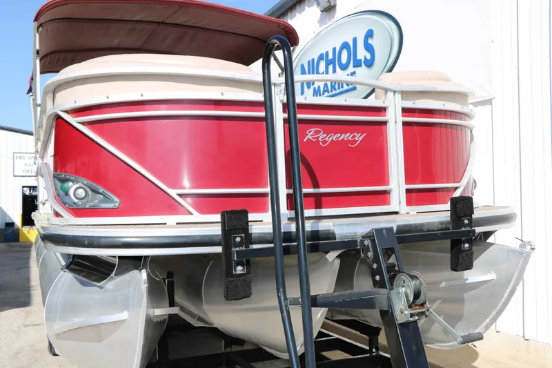 Slide: The Image of Sun Tracker Regency Party Barge 254 Xp3 2014 - 13