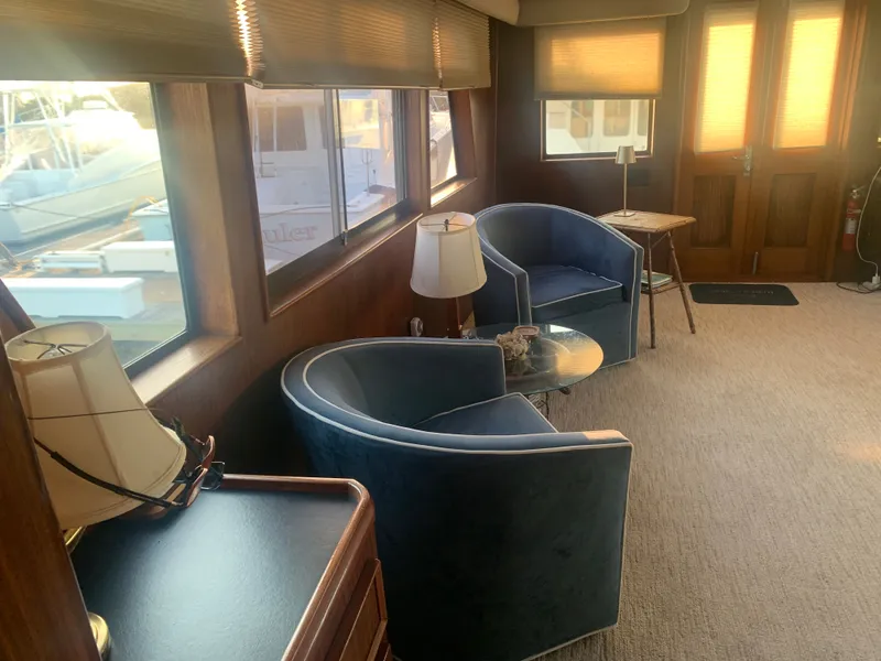 Slide: The Image of Hatteras 53 Extended Deckhouse Motor Yacht 1984 - 12