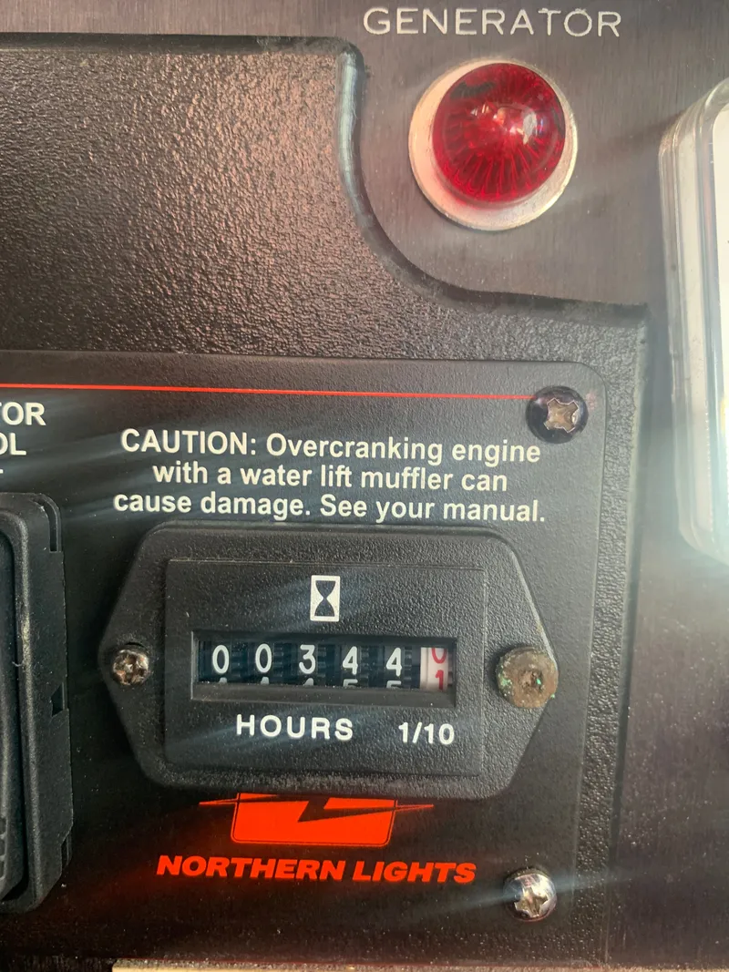 Slide: The Image of Hatteras 53 Extended Deckhouse Motor Yacht 1984 - 132