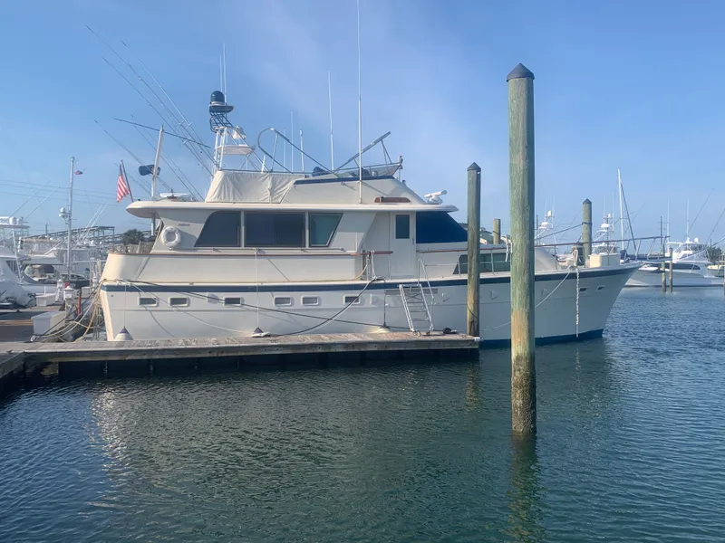 Slide: The Image of Hatteras 53 Extended Deckhouse Motor Yacht 1984 - 179