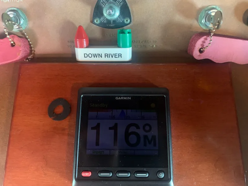 Slide: The Image of Hatteras 53 Extended Deckhouse Motor Yacht 1984 - 23