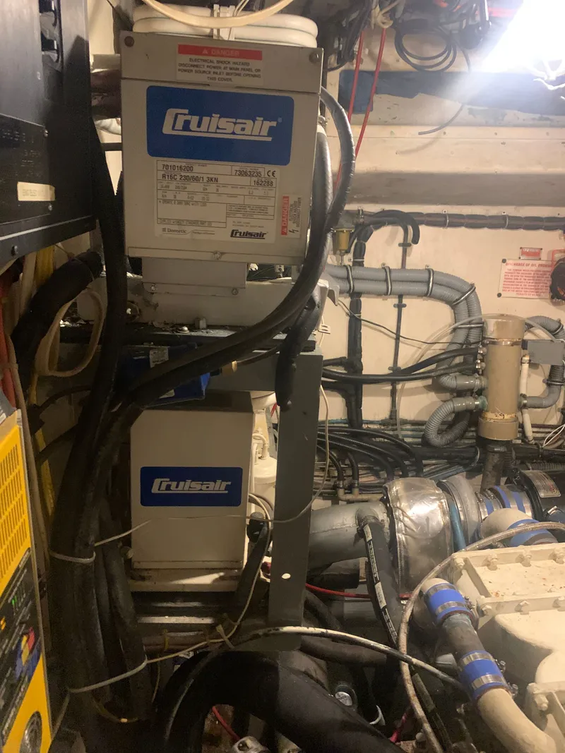 Slide: The Image of Hatteras 53 Extended Deckhouse Motor Yacht 1984 - 91