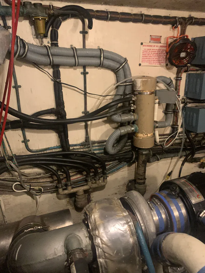 Slide: The Image of Hatteras 53 Extended Deckhouse Motor Yacht 1984 - 92