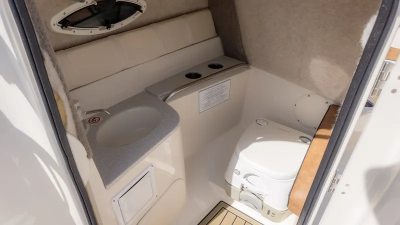 Slide: The Image of Stingray 211 DC 2023 - 14