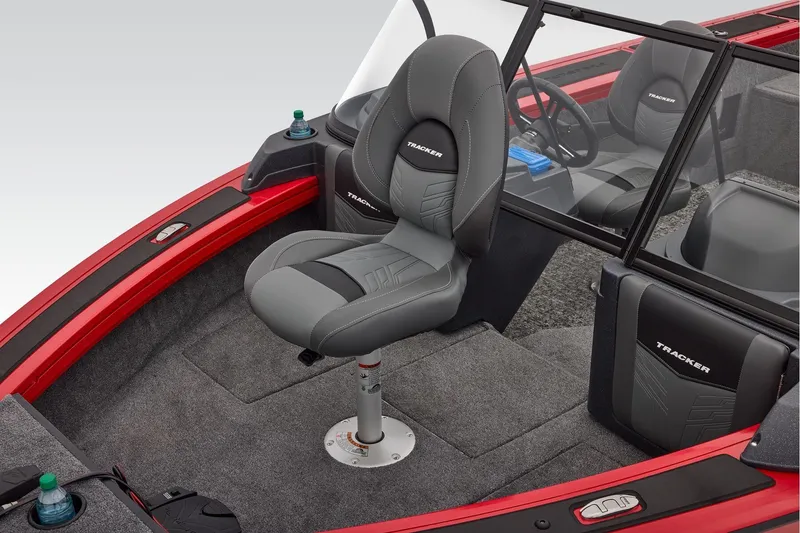 Slide: The Image of Tracker Targa V-18 WT 2026 - 22