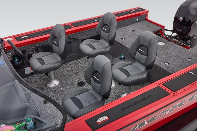 Slide: The Image of Tracker Targa V-18 WT 2026 - 46