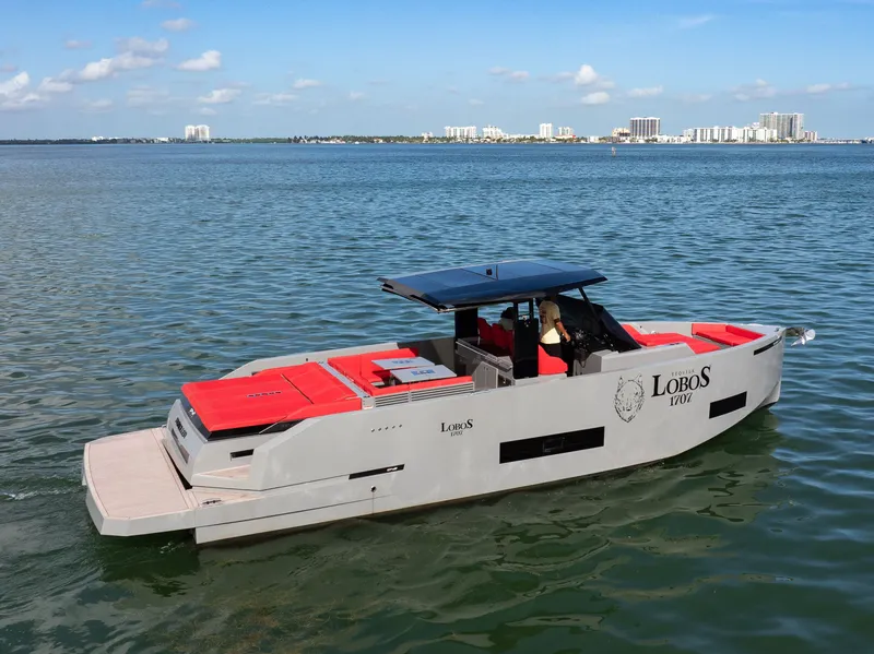 Slide: The Image of De Antonio D42 Open 2023 - 2