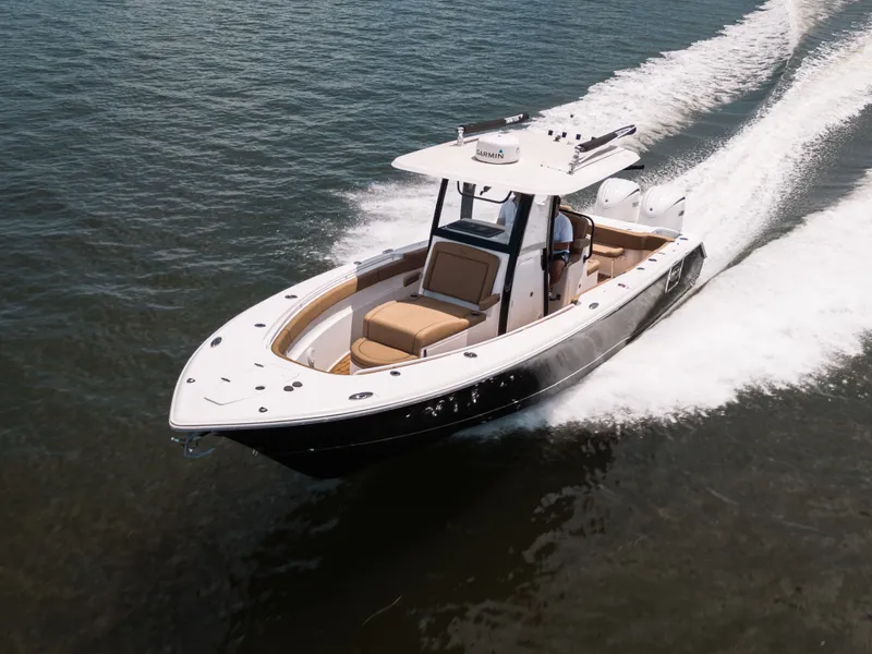 Slide: The Image of Sea Hunt Gamefish 30 Coffin Box 2022 - 2