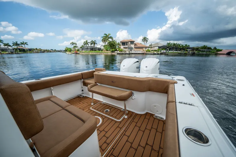 Slide: The Image of Sea Hunt Gamefish 30 Coffin Box 2022 - 21