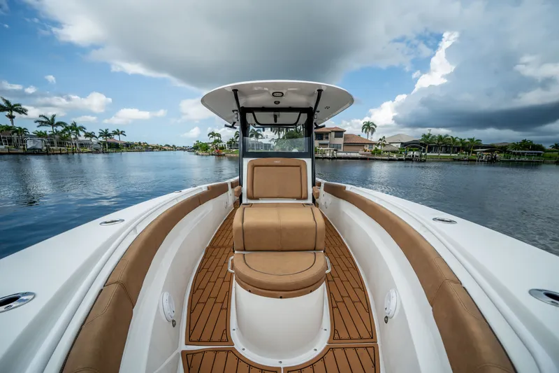 Slide: The Image of Sea Hunt Gamefish 30 Coffin Box 2022 - 30