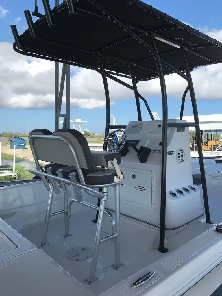 Slide: The Image of Aquasport 224 Bay 2021 - 3