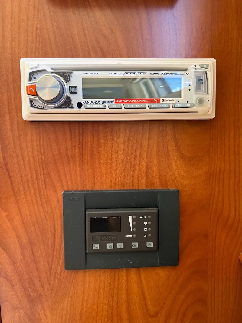 Slide: The Image of Interior of 2007 Silverton 36 Convertible with cozy bed. - 32