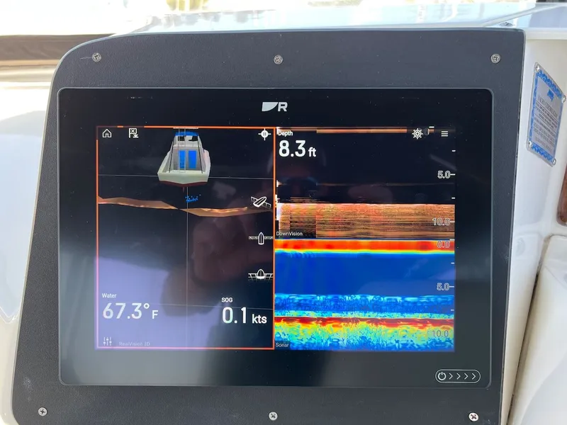 Slide: The Image of Interior view of 2007 Silverton 36 Convertible with white leather. - 44