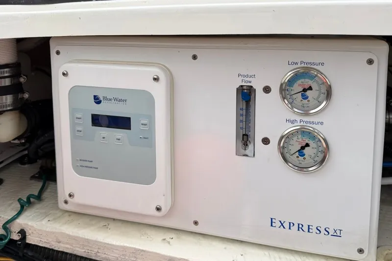 Slide: The Image of Silverton 36 Convertible 2007 - 65