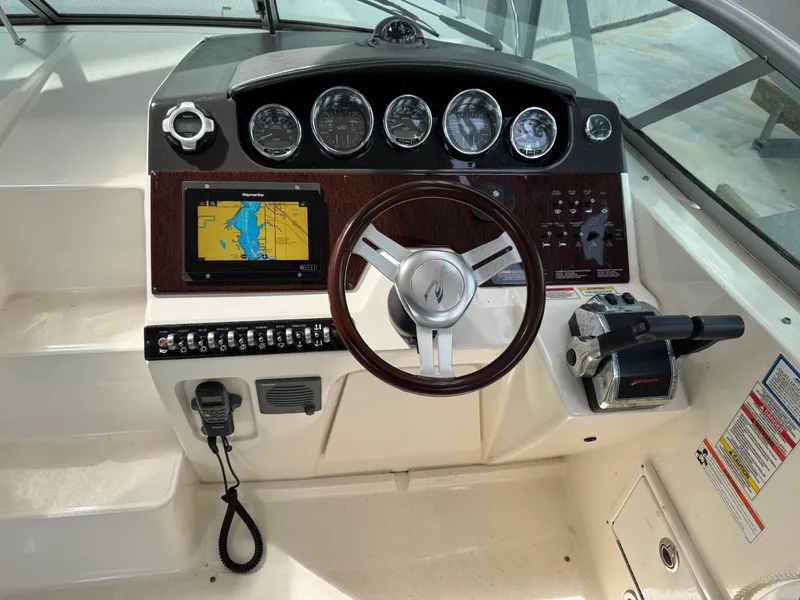 Slide: The Image of Sea Ray Sundancer 310 2010 - 13