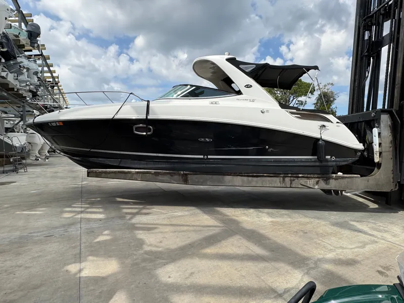 Slide: The Image of Sea Ray Sundancer 310 2010 - 3
