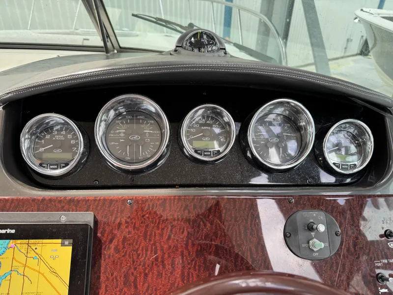 Slide: The Image of Sea Ray Sundancer 310 2010 - 5