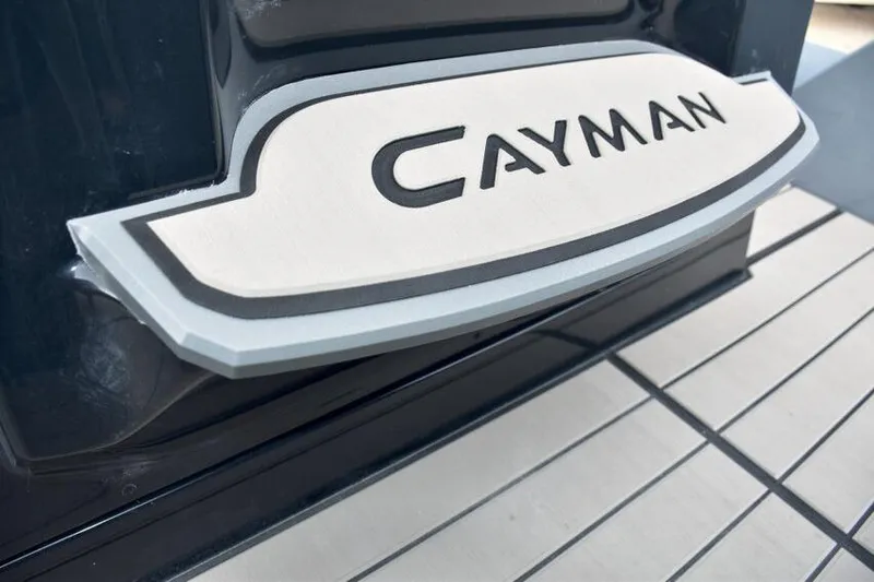 Slide: The Image of 2026 Ranieri CAYMAN 38.0 EXECUTIVE logo on boat deck. - 21